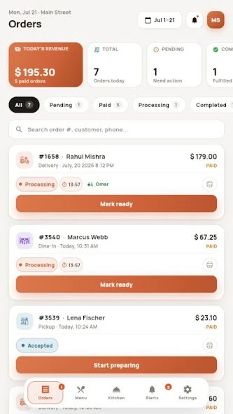 RestroPress Order Tracking showing incoming orders, fulfilment types and status actions.